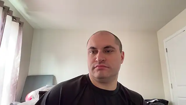 SluggishChase99 online show from 06-11-26, 12:57
