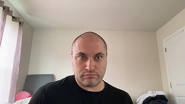 SluggishChase99 online show from 06-08-26, 05:57