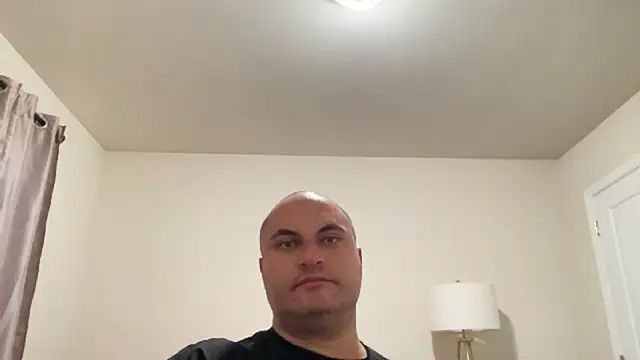 SluggishChase99 online show from 11-17-25, 03:54