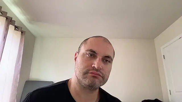 SluggishChase99 online show from 07-23-26, 04:47