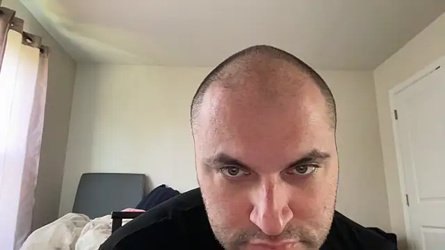 SluggishChase99 online show from 05-19-26, 05:42
