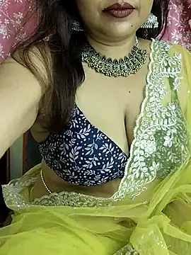 Snapshot of joya_bhabi chatting on 06-13-26, 05:00 joya bhabi online show from 06-13-26, 05:00