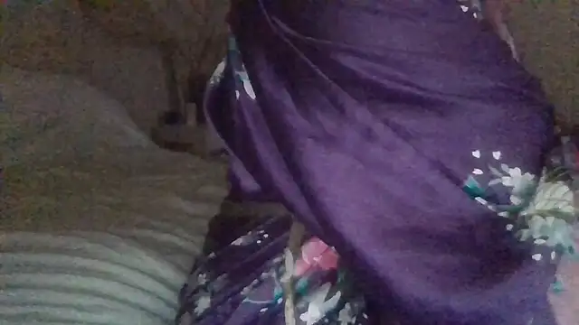 Snapshot of CaylenGee chatting on 12-15-25, 11:53 CaylenGee online show from 12-15-25, 11:53