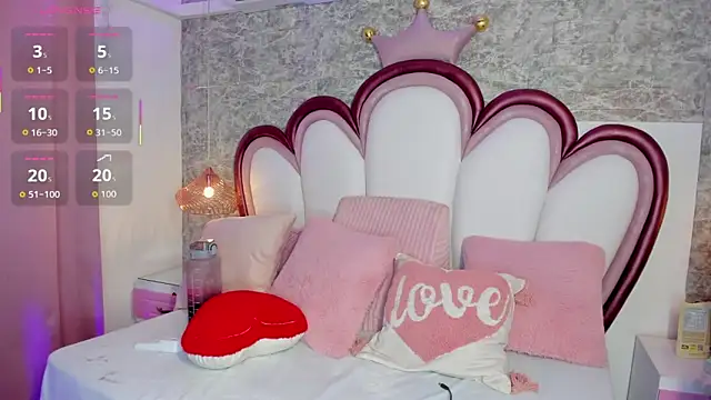 EmmaCrush online show from 03-26-26, 08:29