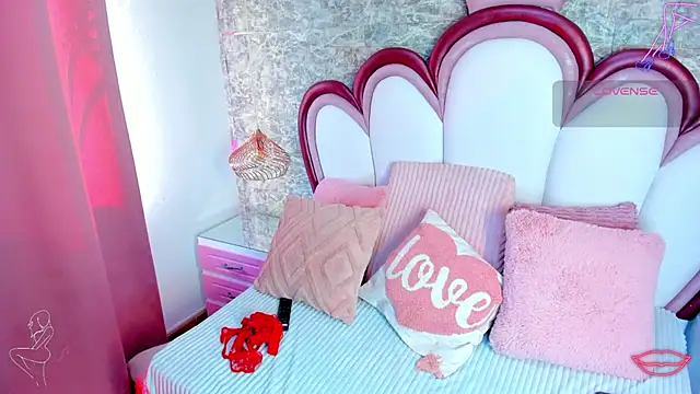 EmmaCrush online show from 03-14-26, 09:21