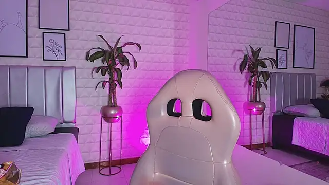 bella-green online show from 09-26-25, 07:10