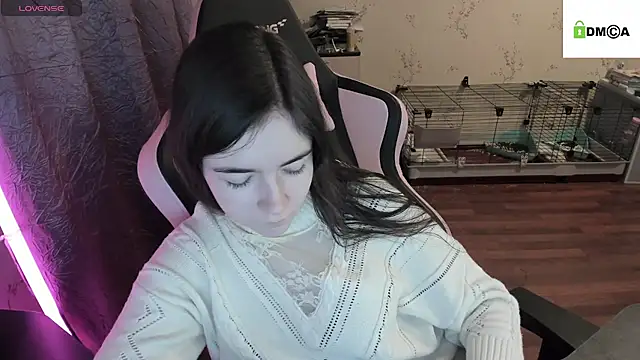 Snapshot of Crazy_forest_fairy chatting on 01-13-25, 12:30 Crazy forest fairy online show from 01-13-25, 12:30