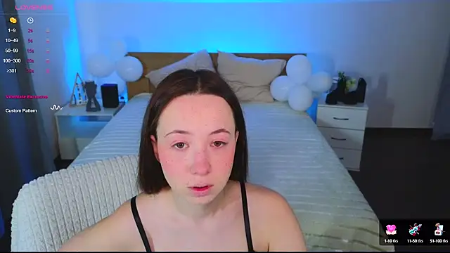 Snapshot of Hayle_Hill chatting on 03-04-25, 02:06 Hayle Hill online show from 03-04-25, 02:06