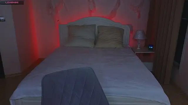 Hayle Hill online show from 10-27-25, 11:38