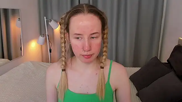 Snapshot of Cassie_Kelman chatting on 03-16-25, 08:43 Cassie Kelman online show from 03-16-25, 08:43