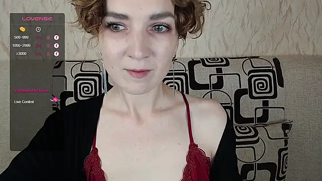 TinaWince online show from 09-13-25, 05:07