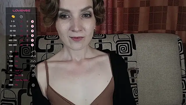 Snapshot of TinaWince chatting on 06-05-26, 06:52 TinaWince online show from 06-05-26, 06:52