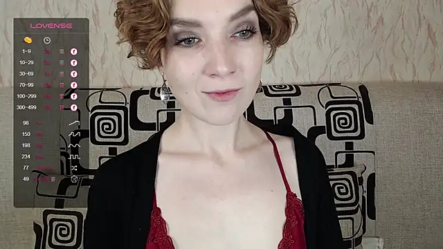 TinaWince online show from 10-10-25, 04:46