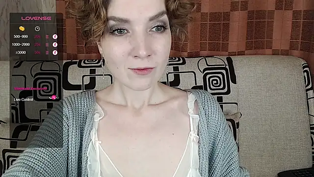 TinaWince online show from 12-05-25, 04:44