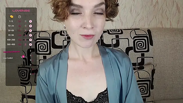 TinaWince online show from 10-04-25, 04:47