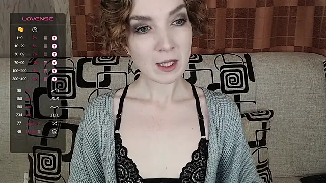 TinaWince online show from 11-13-25, 04:38