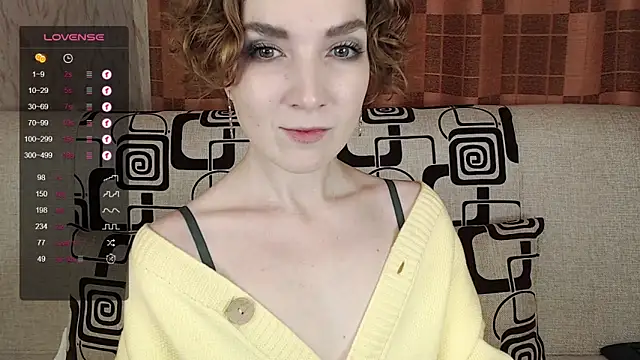 TinaWince online show from 11-22-25, 04:55