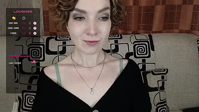 TinaWince online show from 11-14-25, 04:49