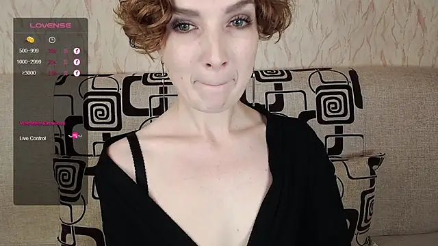 TinaWince online show from 10-05-25, 04:36