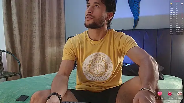 Snapshot of Valentinoford chatting on 02-02-26, 10:09 Valentinoford online show from 02-02-26, 10:09