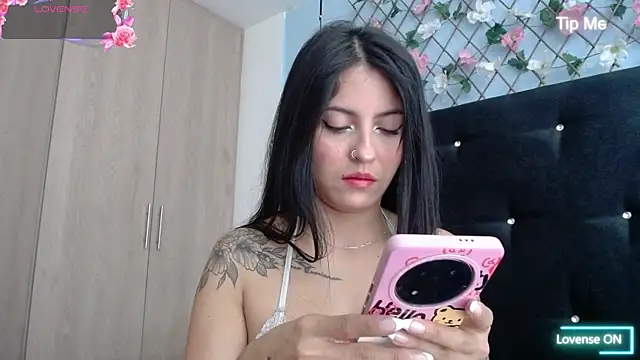 evatits 1 online show from 12-04-25, 12:26