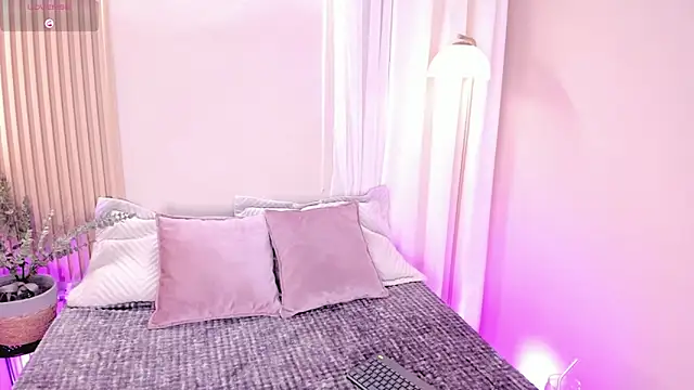 mara brooks online show from 11-13-25, 08:46