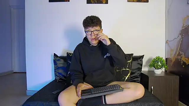 alex noa online show from 04-16-26, 07:25