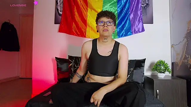 alex noa online show from 06-18-26, 07:30