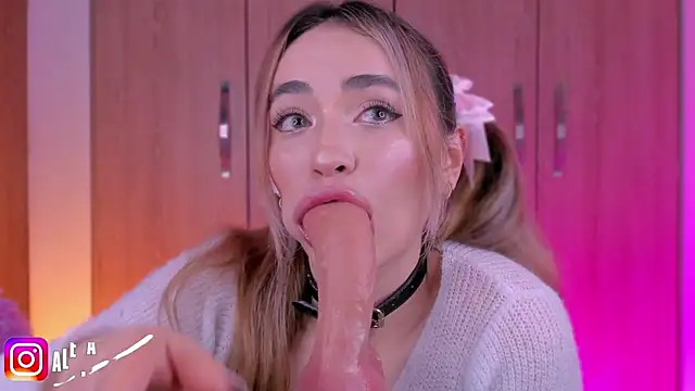 Snapshot of alejamillan1 chatting on 10-29-25, 04:55 alejamillan1 online show from 10-29-25, 04:55