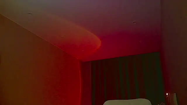 mia raspberrie online show from 03-22-25, 11:09