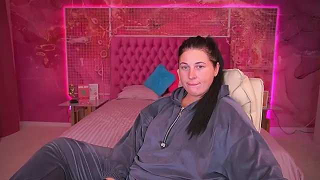 ArianaDarkk online show from 10-09-25, 07:47