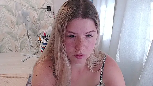Snapshot of MelissaXKinky chatting on 09-09-25, 06:34 MelissaXKinky online show from 09-09-25, 06:34