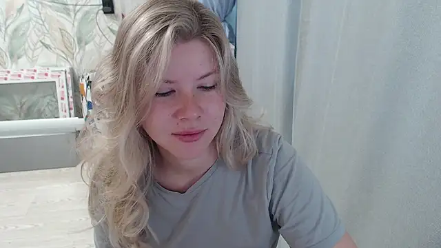 Snapshot of MelissaXKinky chatting on 10-03-25, 02:59 MelissaXKinky online show from 10-03-25, 02:59