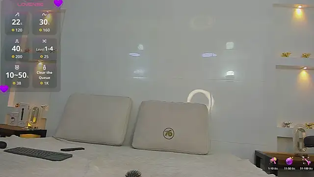 Snapshot of Dalia-Prada chatting on 07-07-26, 04:04 Dalia-Prada online show from 07-07-26, 04:04