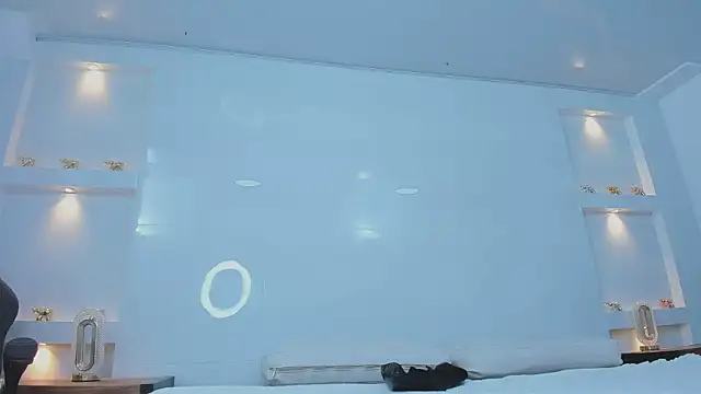 Dalia-Prada online show from 03-24-26, 04:12