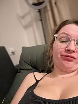 Snapshot of Teya_moon_ chatting on 02-09-25, 06:26 Teya moon online show from 02-09-25, 06:26