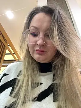 Teya moon  online show from 03-08-26, 03:26