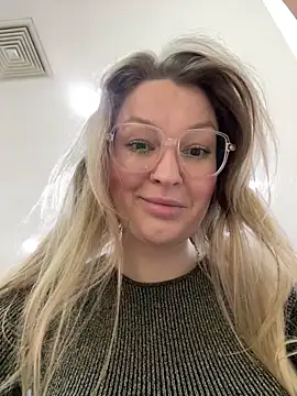 Teya moon  online show from 04-09-26, 12:55