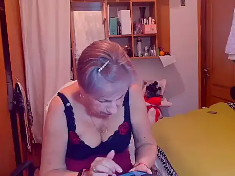 Victoria5643 online show from 03-20-25, 08:29