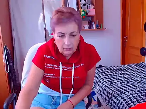 Victoria5643 online show from 02-17-25, 07:47