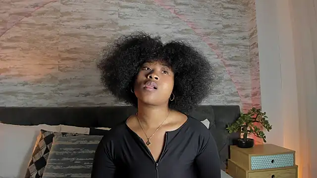 Anneth  M online show from 11-25-25, 07:36