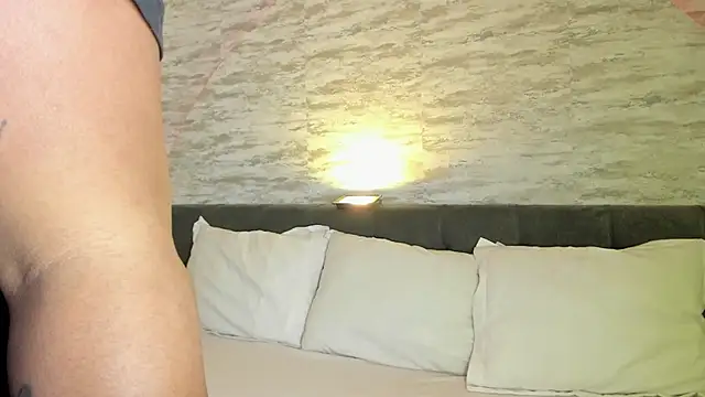 Anneth  M online show from 09-19-25, 07:51