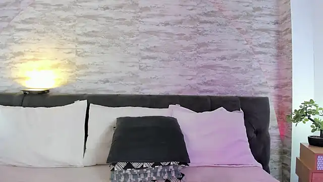 Anneth  M online show from 09-08-25, 07:46