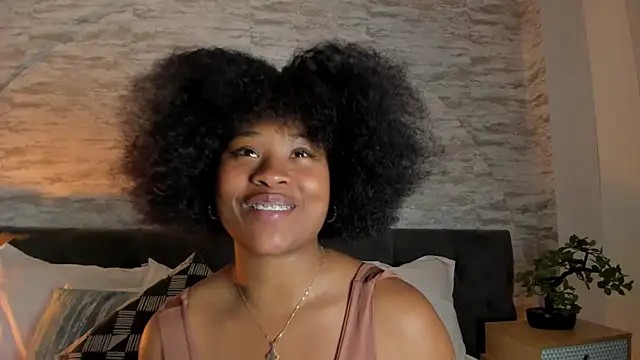 Anneth  M online show from 12-04-25, 07:46