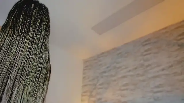 Anneth  M online show from 03-25-26, 07:35