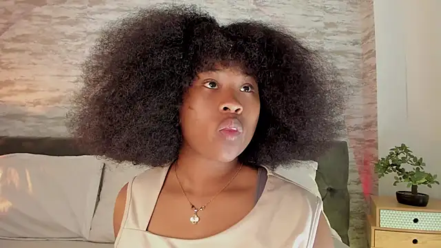 Anneth  M online show from 09-29-25, 07:52