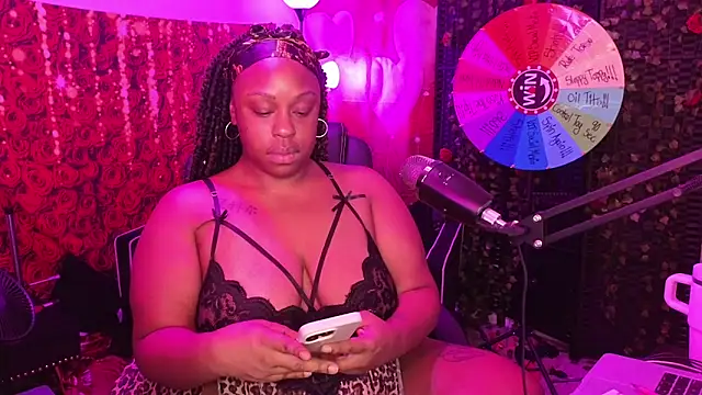 cheriserozequeen online show from 05-30-26, 01:45