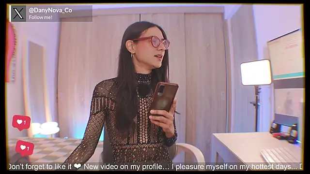 DanyNova Co online show from 04-17-26, 09:17