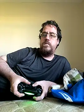 Snapshot of nomonkeys855 chatting on 09-12-25, 05:13 nomonkeys855 online show from 09-12-25, 05:13