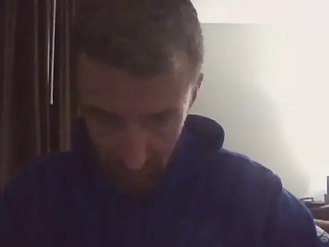 Snapshot of HungStud4You chatting on 01-14-26, 07:23 HungStud4You online show from 01-14-26, 07:23